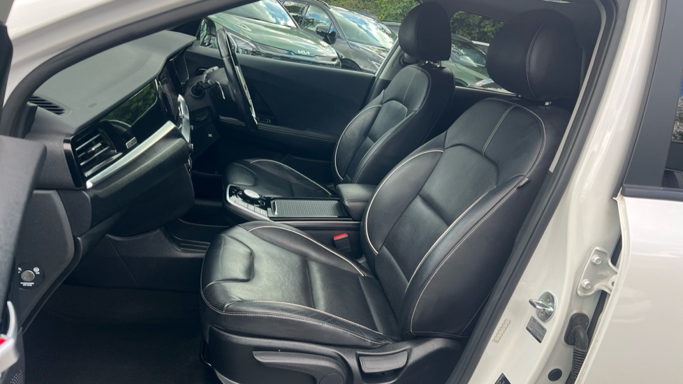 Kia E-Niro 150kW 4+ 64kWh 5dr Auto Electric Estate - Image 21