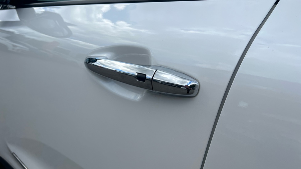Kia E-Niro 150kW 4+ 64kWh 5dr Auto Electric Estate - Image 22