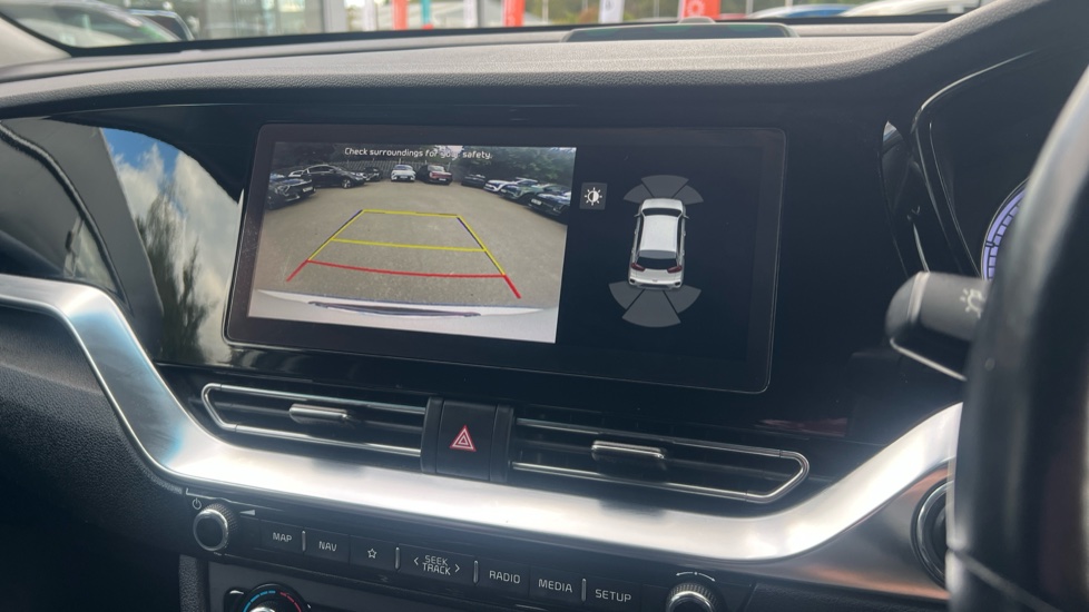 Kia E-Niro 150kW 4+ 64kWh 5dr Auto Electric Estate - Image 37