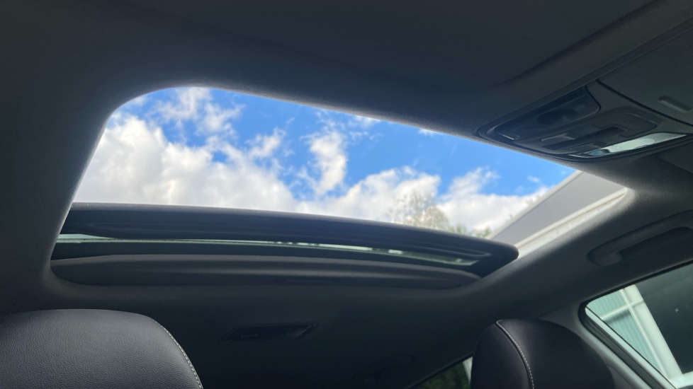 Kia E-Niro 150kW 4+ 64kWh 5dr Auto Electric Estate - Image 45
