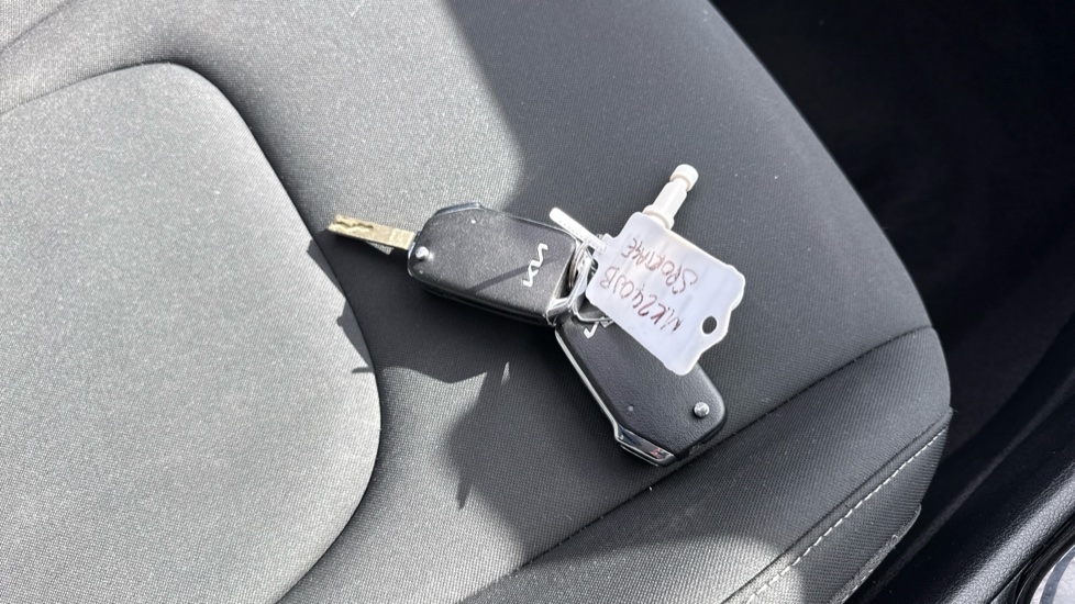 Kia Sportage 1.6T GDi 157 48V ISG 2 5dr Petrol Estate - Image 20