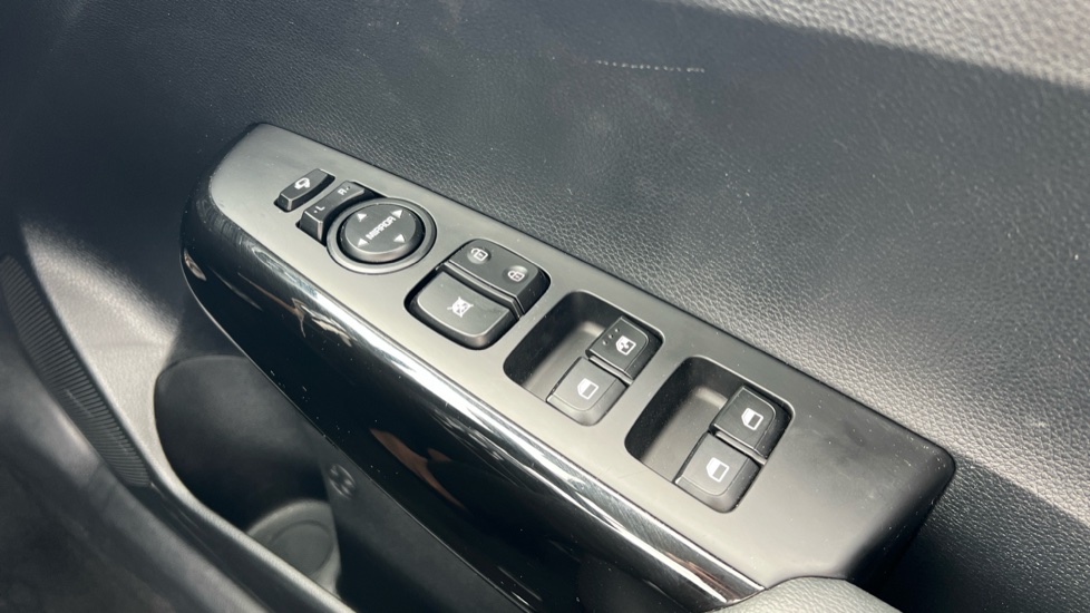Kia Picanto 1.0 67 GT-Line 5dr Auto Petrol Hatchback - Image 33