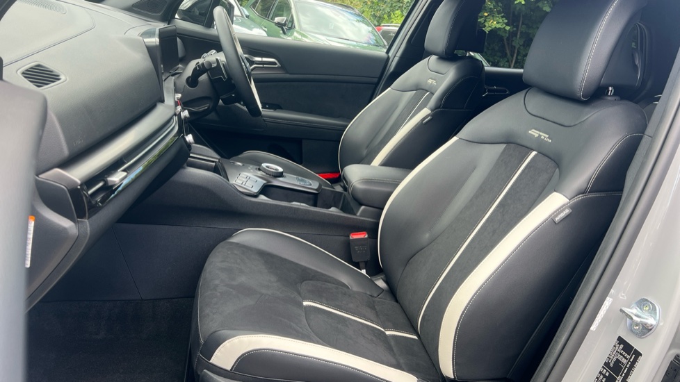 Kia Sportage 1.6T GDi HEV GT-Line 5dr Auto Hybrid Estate - Image 21
