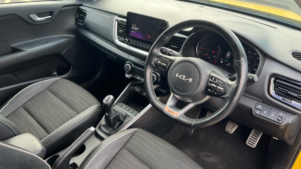 Kia Stonic 1.0T GDi 48V GT-Line S 5dr Petrol Estate - Image 11