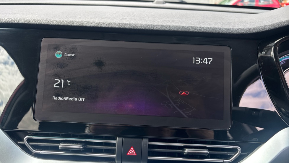 Kia Niro 1.6 GDi Hybrid Connect 5dr DCT Hybrid Estate - Image 12