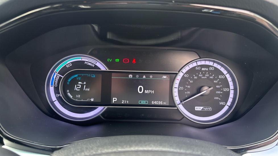 Kia Niro 1.6 GDi Hybrid Connect 5dr DCT Hybrid Estate - Image 18