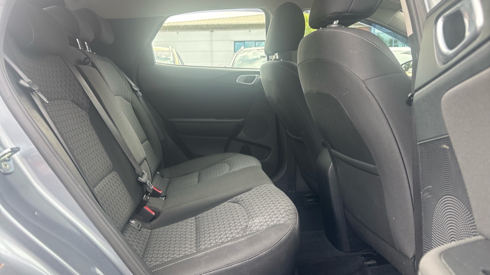 Kia Xceed 1.0T GDi ISG 2 5dr Petrol Hatchback - Image 16