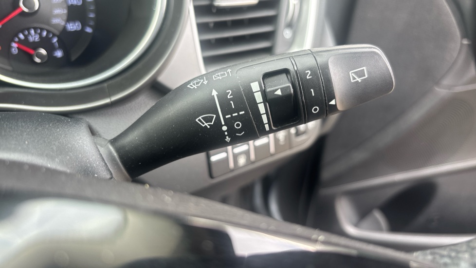 Kia Xceed 1.0T GDi ISG 2 5dr Petrol Hatchback - Image 23
