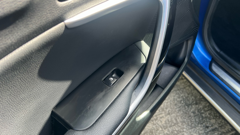 Kia Xceed 1.0T GDi ISG Edition 5dr Petrol Hatchback - Image 22