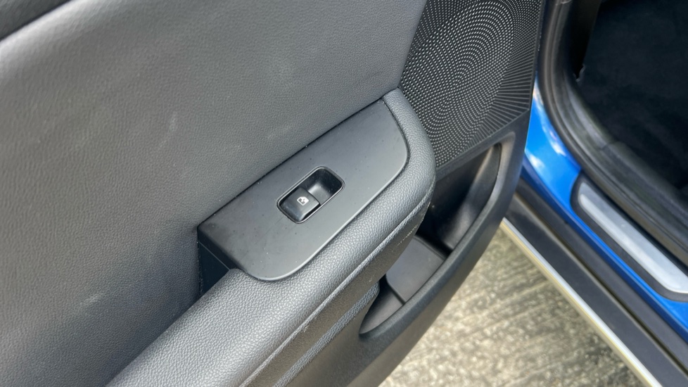 Kia Xceed 1.0T GDi ISG Edition 5dr Petrol Hatchback - Image 24