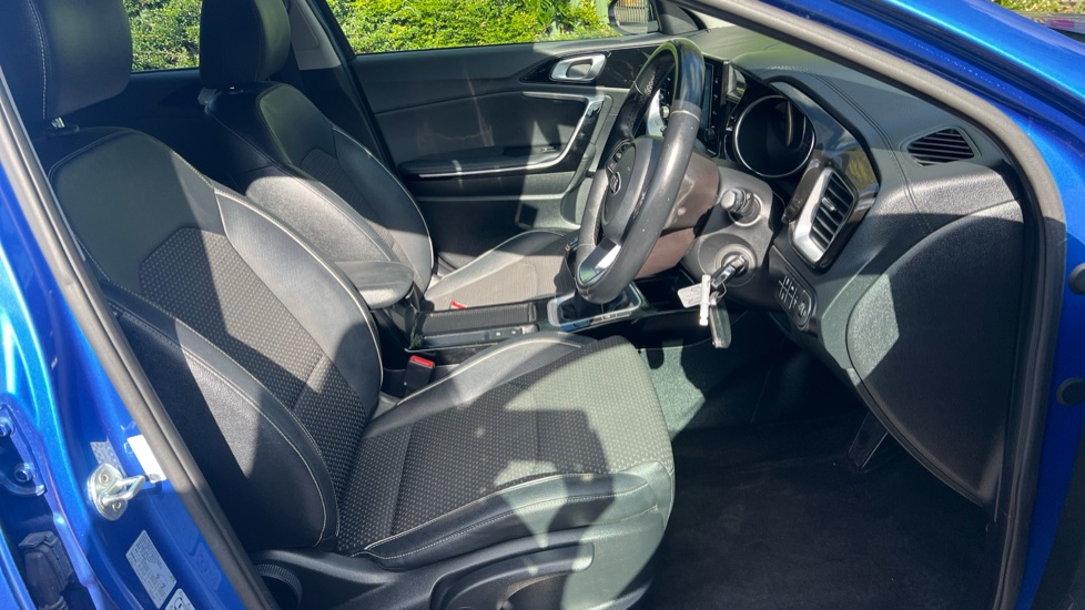 Kia Xceed 1.0T GDi ISG Edition 5dr Petrol Hatchback - Image 27
