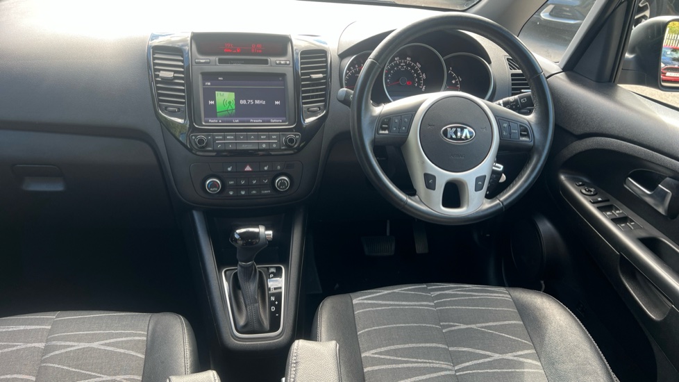 Kia Venga 1.6 3 5dr Auto [6] Petrol Hatchback - Image 10