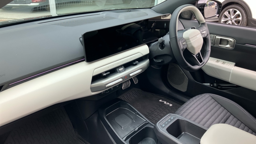 Kia EV4 150kW GT-Line S 81kWh 4dr Auto Electric Saloon - Image 9