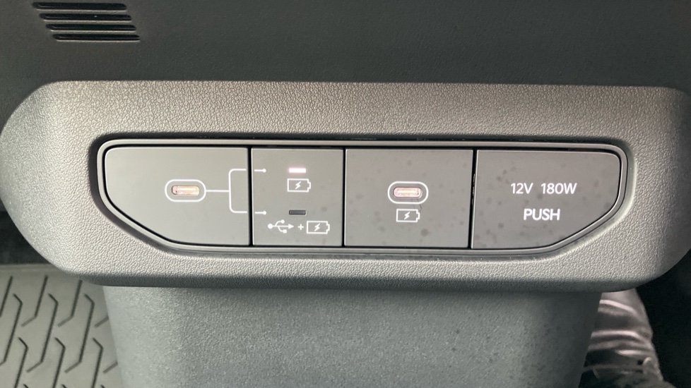 Kia EV4 150kW GT-Line S 81kWh 4dr Auto Electric Saloon - Image 35