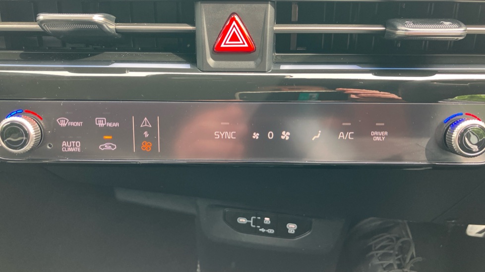 Kia EV6 168kW GT Line S 84kWh 5dr Auto Electric Estate - Image 26