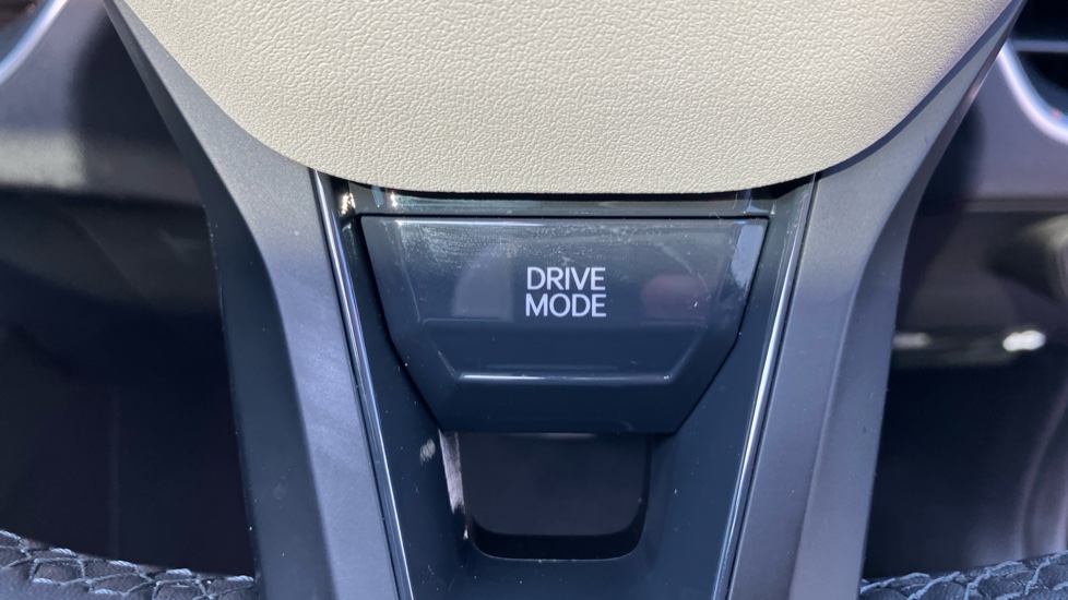Kia K4 1.0T-GDi 115 48V GT-Line S 5dr DCT Petrol Hatchback - Image 40