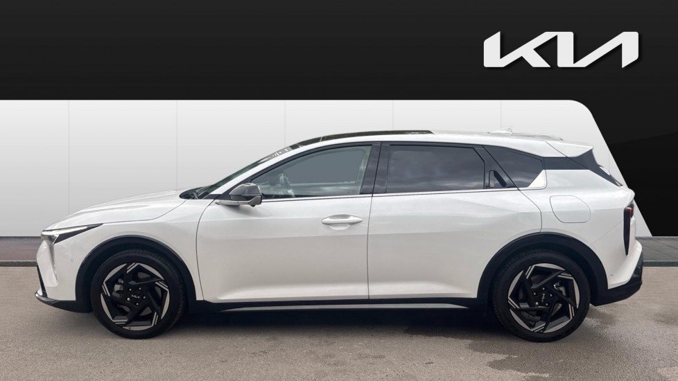 Kia K4 1.0T-GDi 115 48V GT-Line S 5dr DCT Petrol Hatchback - Image 5