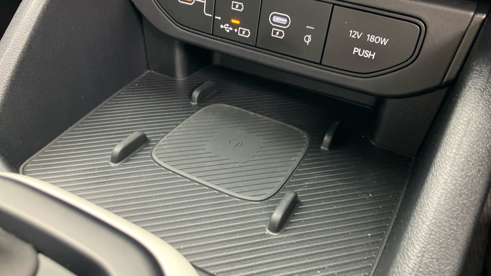 Kia K4 1.0T-GDi 115 48V GT-Line 5dr DCT Petrol Hatchback - Image 37