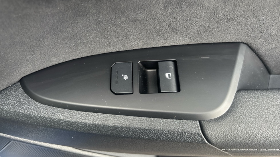 Kia Sportage 1.6T GDi GT-Line S 5dr DCT Petrol Estate - Image 38