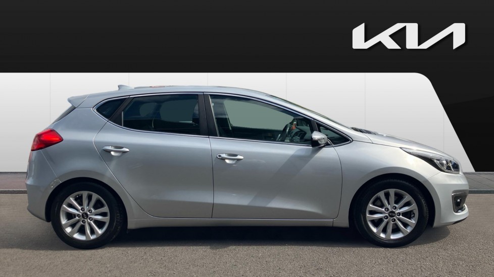 Kia Ceed 1.6 GDi ISG 2 5dr Petrol Hatchback - Image 5