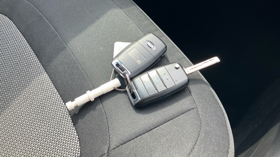 Kia Ceed 1.6 GDi ISG 2 5dr Petrol Hatchback - Image 20