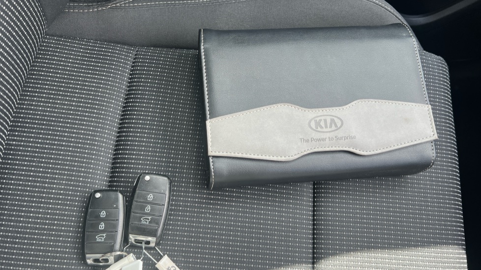Kia Sportage 1.6 GDi ISG 2 5dr Petrol Estate - Image 19