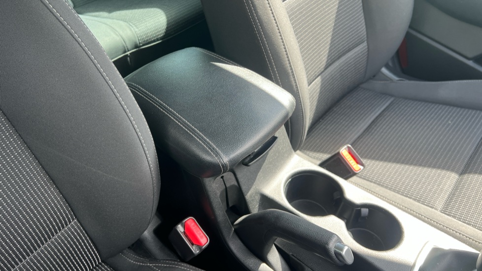 Kia Sportage 1.6 GDi ISG 2 5dr Petrol Estate - Image 42