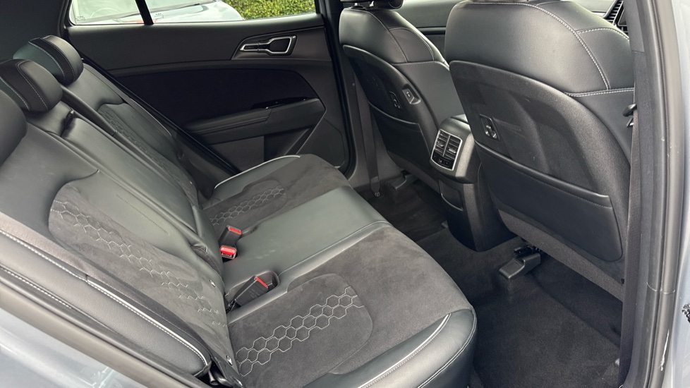 Kia Sportage 1.6T GDi ISG GT-Line 5dr Petrol Estate - Image 16