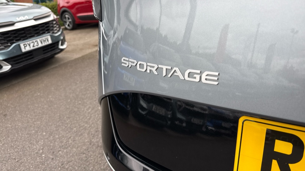 Kia Sportage 1.6T GDi ISG GT-Line 5dr Petrol Estate - Image 25