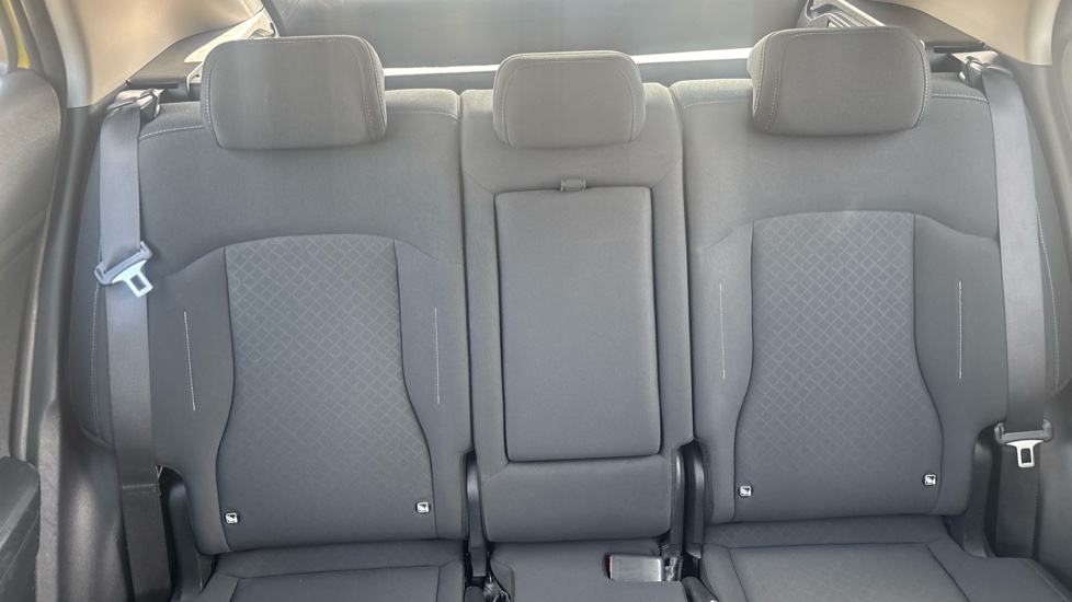 Kia Sportage 1.6T GDi ISG 2 5dr Petrol Estate - Image 15