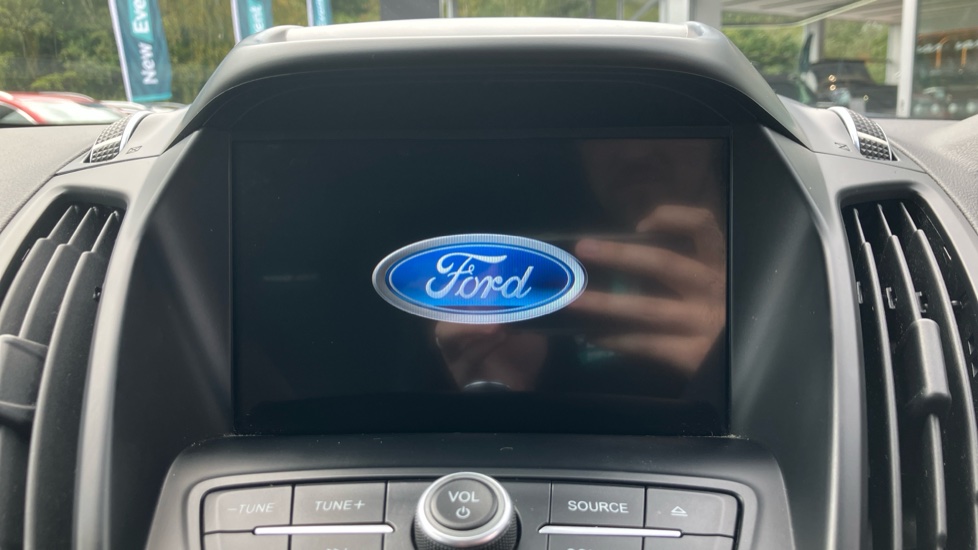 Ford Kuga 2.0 TDCi Titanium 5dr 2WD Diesel Estate - Image 12