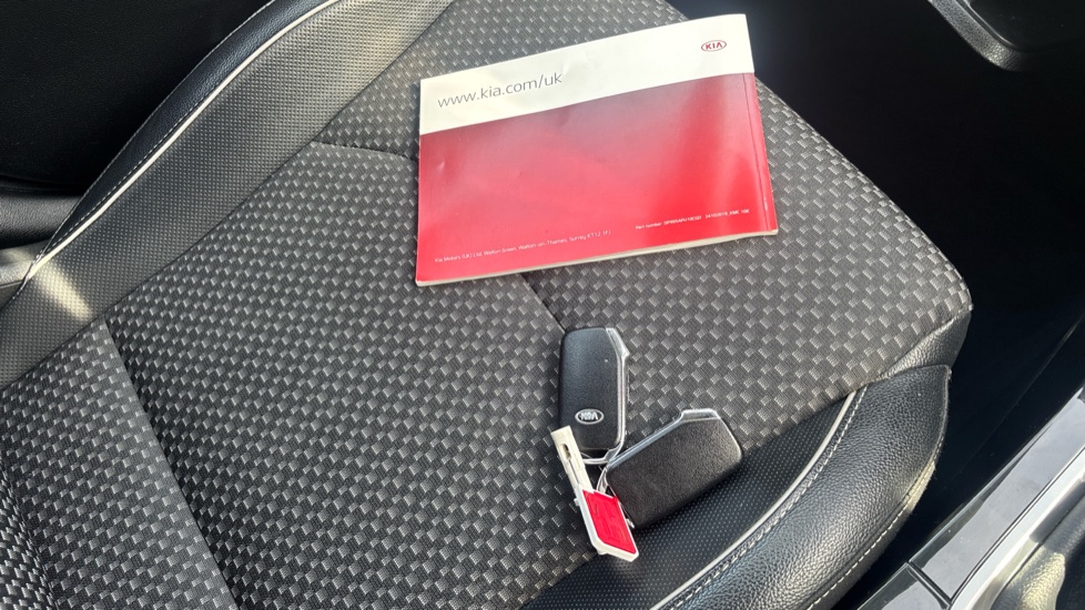 Kia Xceed 1.0T GDi ISG 3 5dr Petrol Hatchback - Image 19