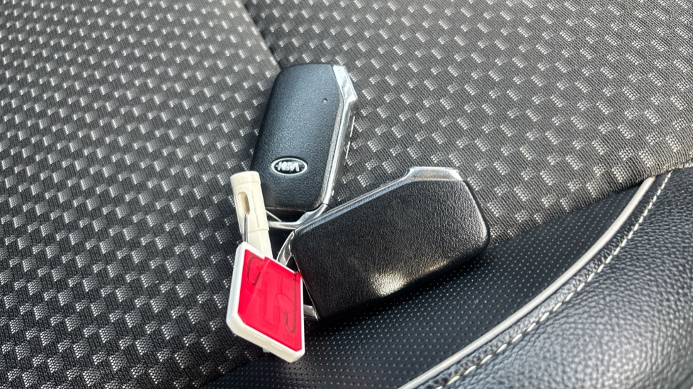 Kia Xceed 1.0T GDi ISG 3 5dr Petrol Hatchback - Image 20