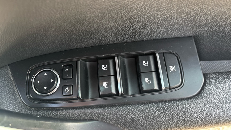 Kia Xceed 1.0T GDi ISG 3 5dr Petrol Hatchback - Image 21