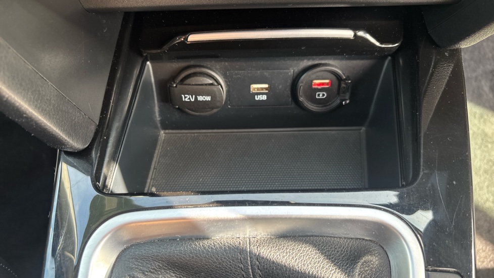 Kia Xceed 1.0T GDi ISG 3 5dr Petrol Hatchback - Image 29