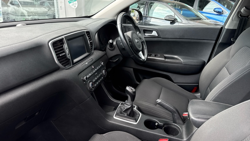 Kia Sportage 1.6 GDi ISG 2 5dr Petrol Estate - Image 9