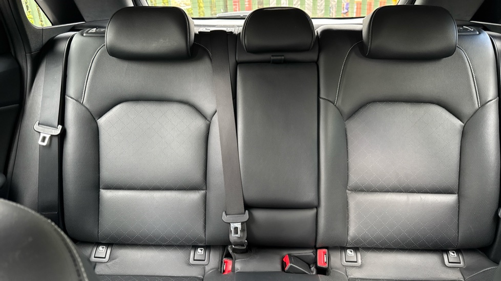 Kia Ceed 1.4T GDi ISG First Edition 5dr Petrol Hatchback - Image 15