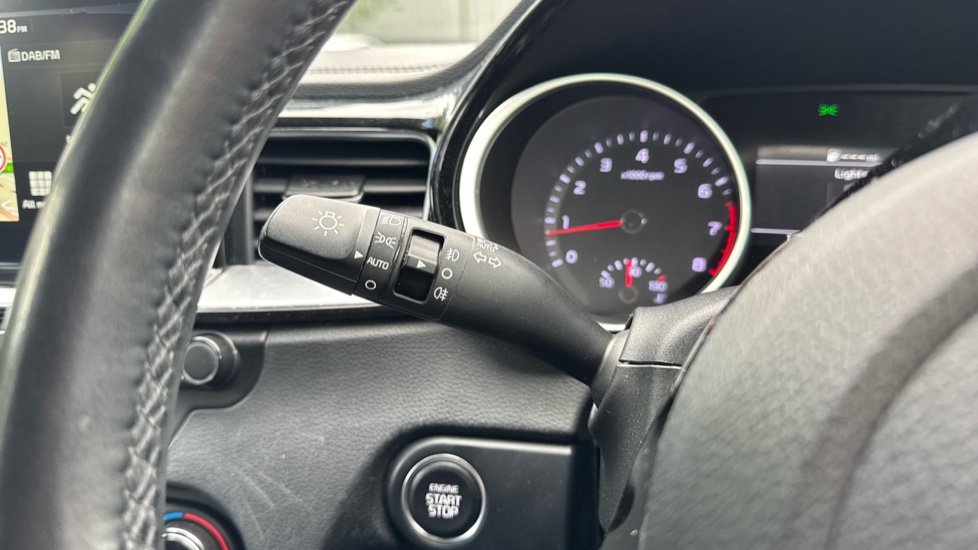 Kia Ceed 1.4T GDi ISG First Edition 5dr Petrol Hatchback - Image 27