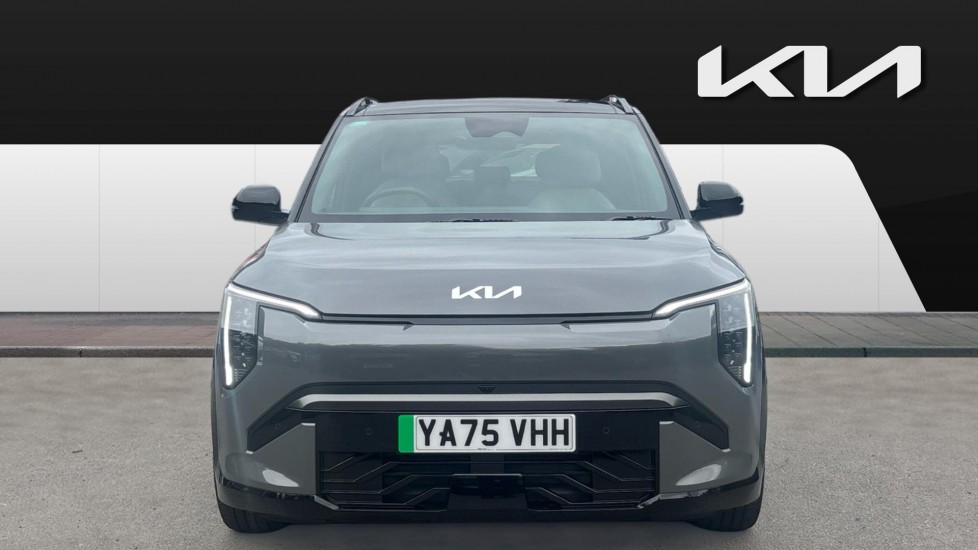 Kia EV3 150kW GT-Line S 81.4kWh 5dr Auto Electric Estate - Image 3