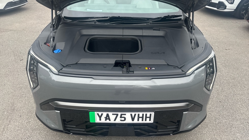 Kia EV3 150kW GT-Line S 81.4kWh 5dr Auto Electric Estate - Image 8