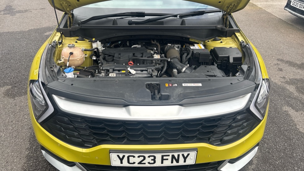 Kia Sportage 1.6T GDi ISG 2 5dr Petrol Estate - Image 8