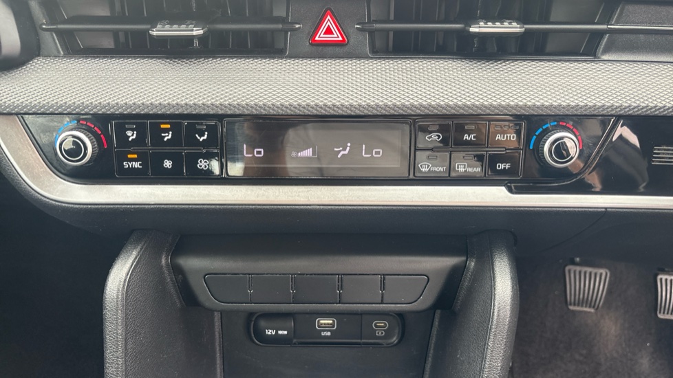Kia Sportage 1.6T GDi ISG 2 5dr Petrol Estate - Image 30