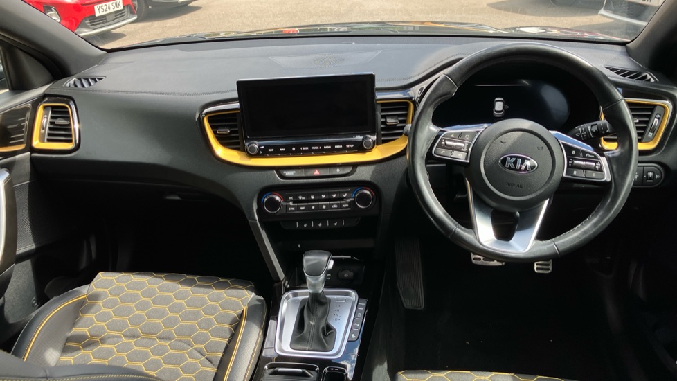 Kia Xceed 1.4T GDi ISG First Edition 5dr DCT Petrol Hatchback - Image 10