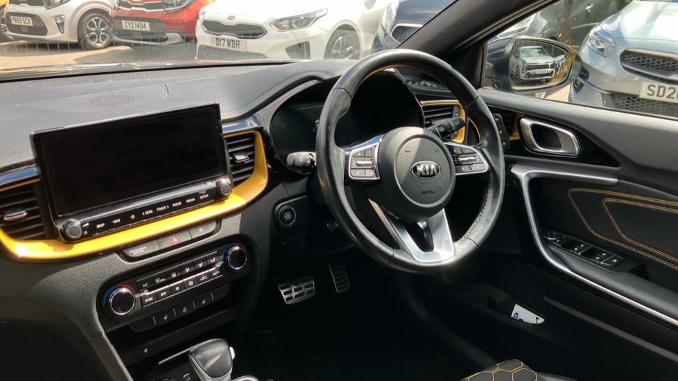 Kia Xceed 1.4T GDi ISG First Edition 5dr DCT Petrol Hatchback - Image 14