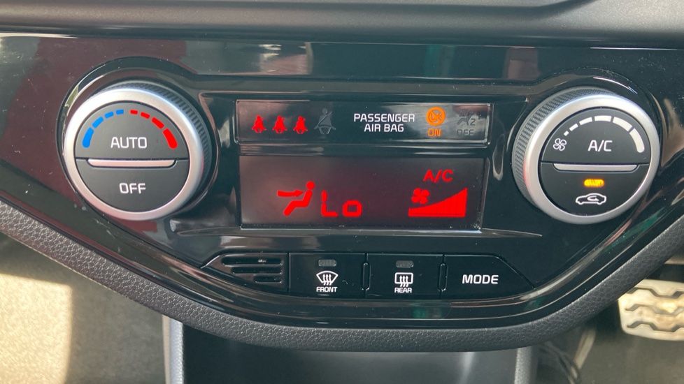 Kia Picanto 1.25 Sport 5dr Auto Petrol Hatchback - Image 38