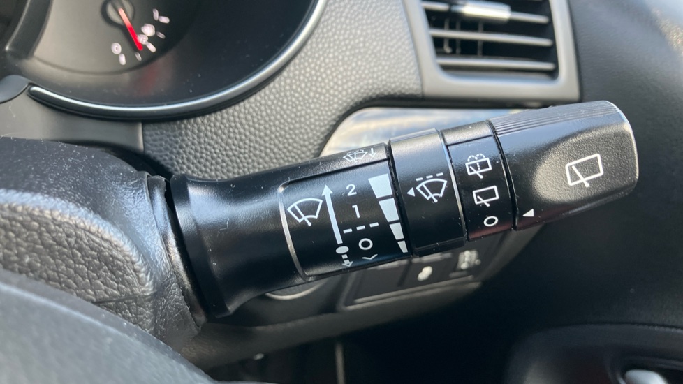 Kia Picanto 1.25 Sport 5dr Auto Petrol Hatchback - Image 41