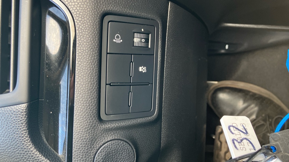 Kia Picanto 1.25 Sport 5dr Auto Petrol Hatchback - Image 42