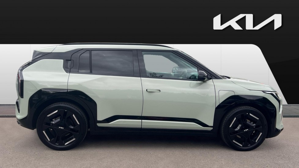 Kia EV3 150kW GT-Line 81.4kWh 5dr Auto Electric Estate - Image 5