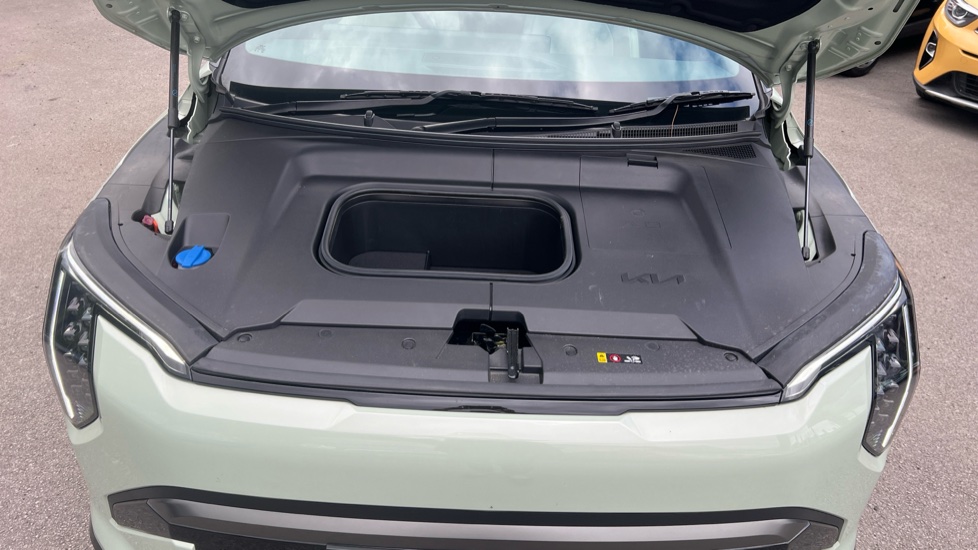 Kia EV3 150kW GT-Line 81.4kWh 5dr Auto Electric Estate - Image 8