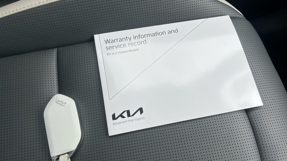 Kia EV3 150kW GT-Line 81.4kWh 5dr Auto Electric Estate - Image 19